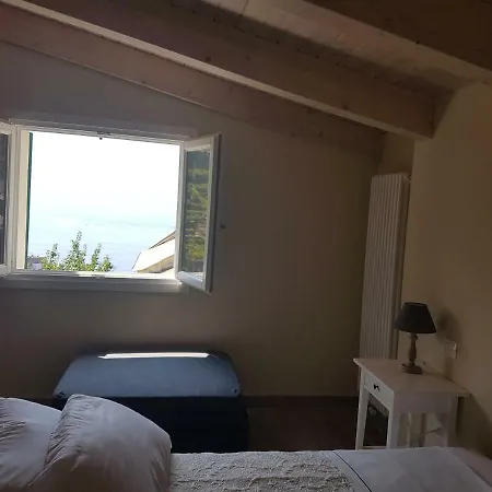 Silvia's In * Vernazza